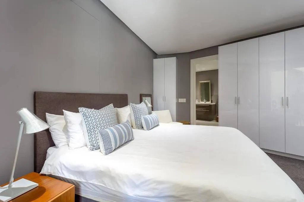 Luxury Waterfront Canals Apartment ケープタウン