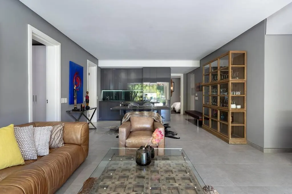 Luxury Waterfront Canals Apartment ケープタウン
