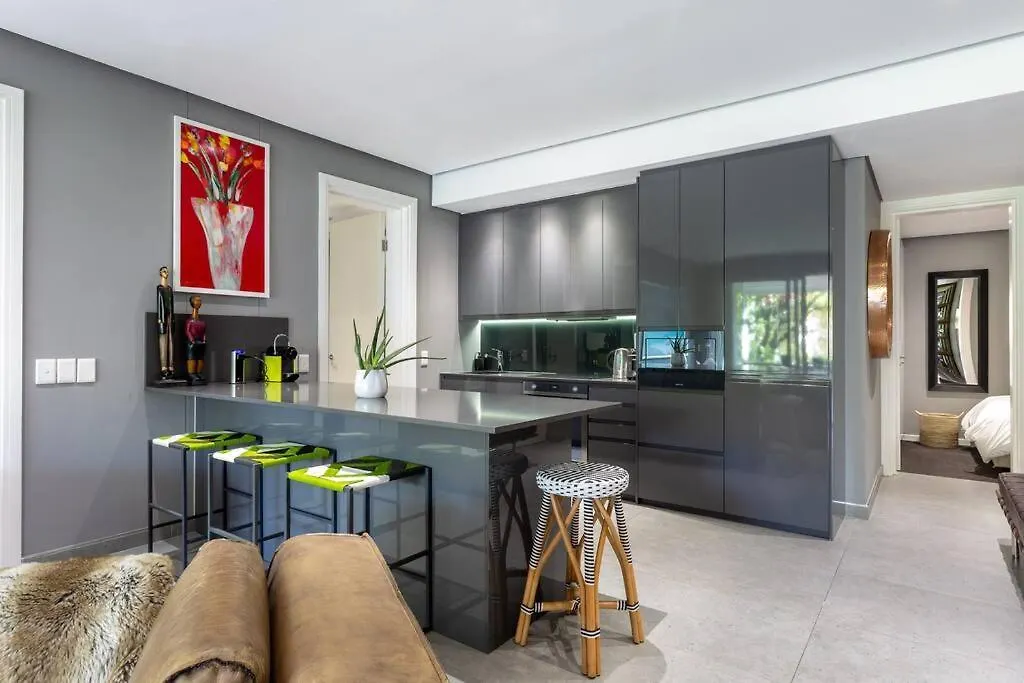 Luxury Waterfront Canals Apartment ケープタウン