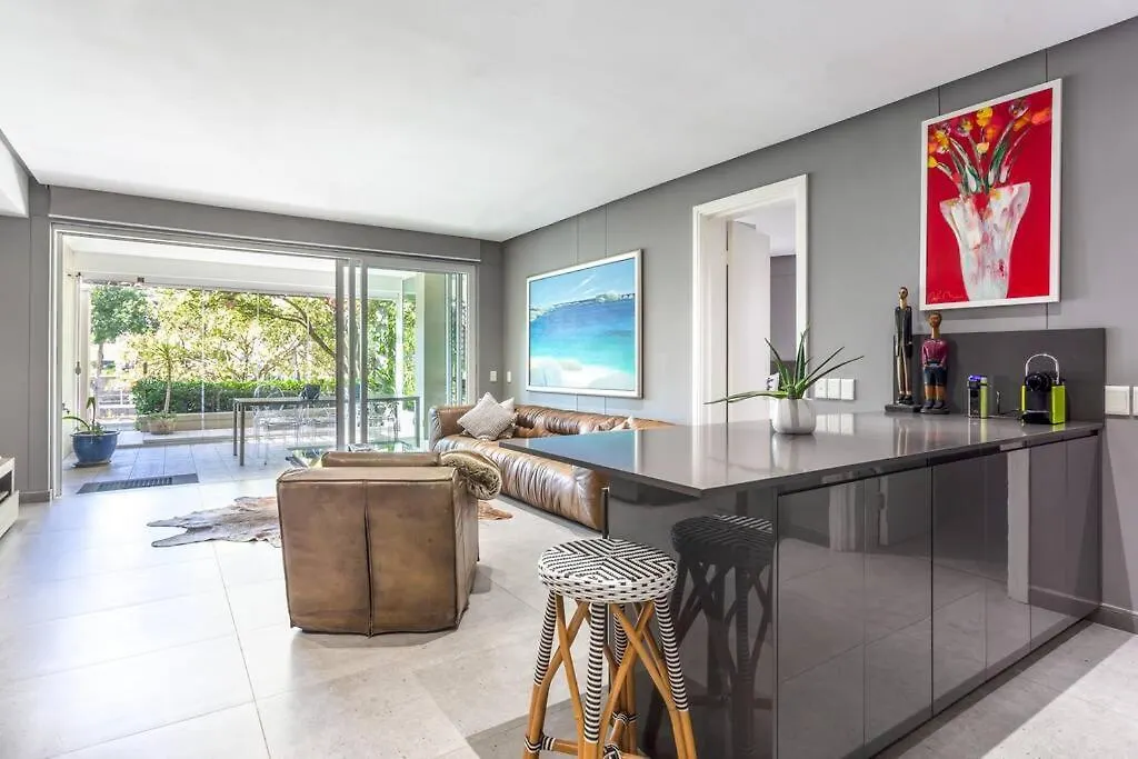 Luxury Waterfront Canals Apartment ケープタウン
