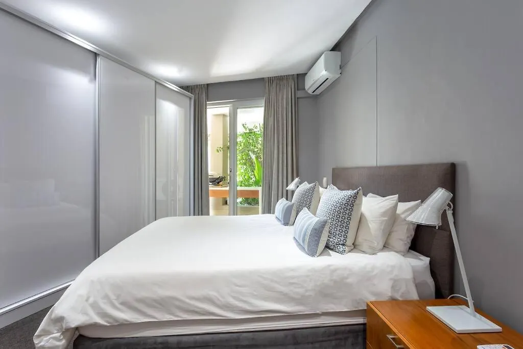 Luxury Waterfront Canals Apartment ケープタウン 0*,  南アフリカ